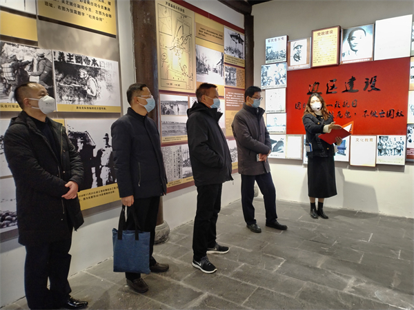 民建阜阳市委会理论学习中心组开展实地参观学习活动2022.12.19.jpg