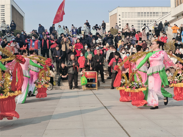 2023.02.08太和县民族文艺闹元宵-2.jpg